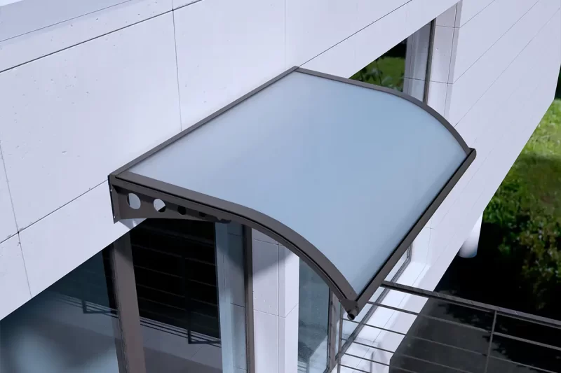 Installazione pensilina forata vitrum
